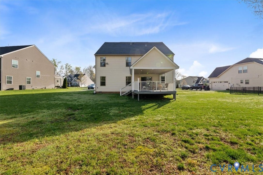 10448 Centralia Station Road, Chesterfield, VA 23831 View of back of house with spacious covered porch