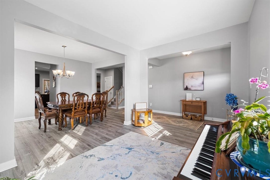 10448 Centralia Station Road, Chesterfield, VA 23831 Living and dining areas