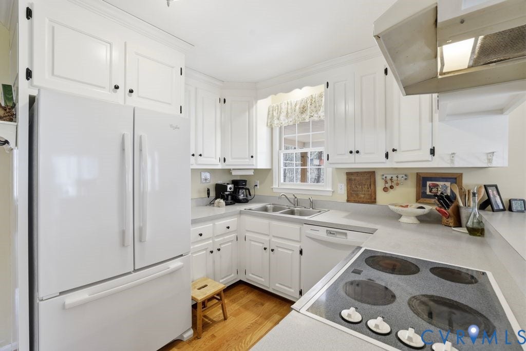 2900 Pleasantwood Road, Powhatan, VA 23139 2900 Pleasantwood Road, Powhatan, VA 23139