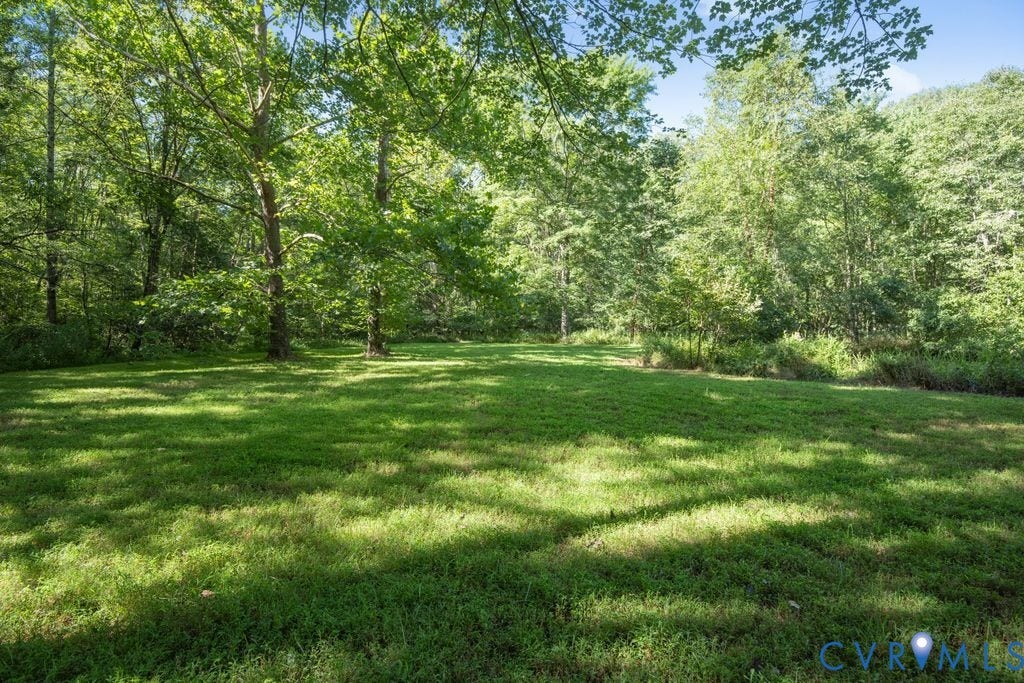 2900 Pleasantwood Road, Powhatan, VA 23139 Green space next to pond