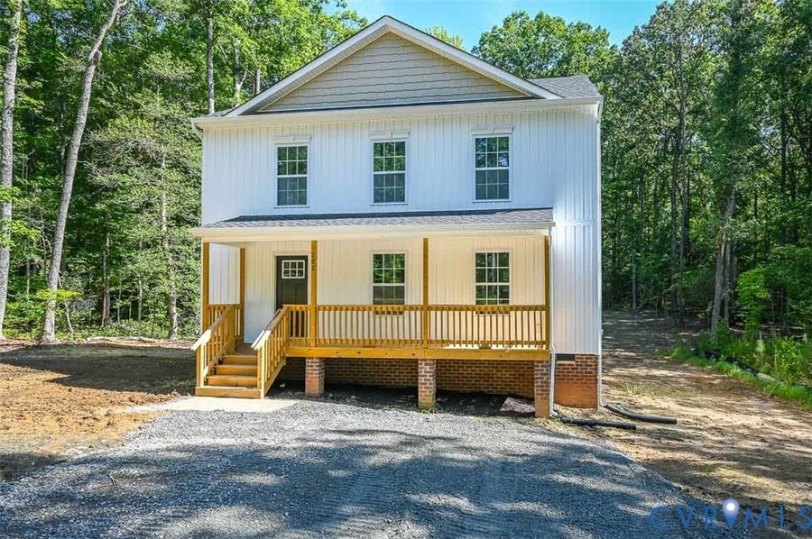 Property photo for 308 Crump Drive, Ruther Glen, VA