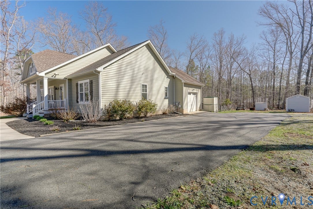 2112 Wood Flower Road, Powhatan, VA 23139 2112 Wood Flower Road, Powhatan, VA 23139