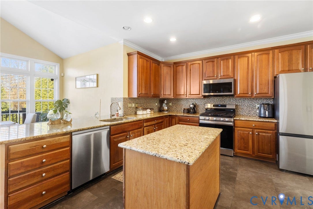 22 Villa Avenue, Zion Crossroads, VA 22942 22 Villa Avenue, Zion Crossroads, VA 22942