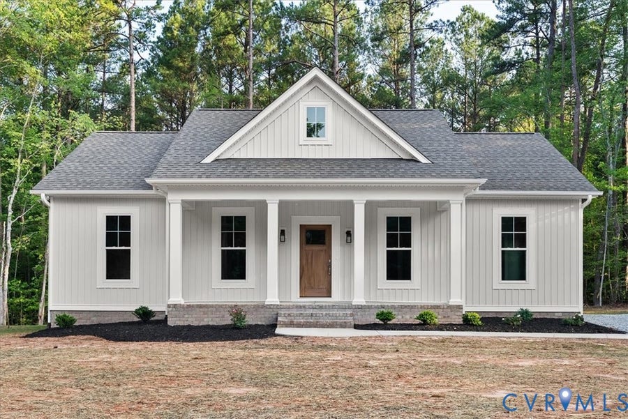 Property photo for 136 Hicks Drive, Bracey, VA