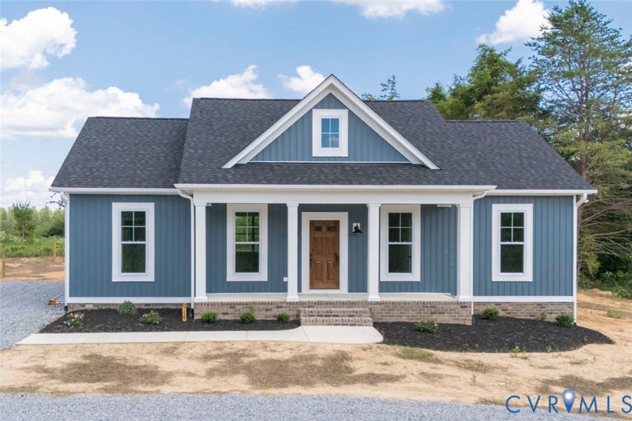 Property photo for 8714 Hat Creek Road, Brookneal, VA