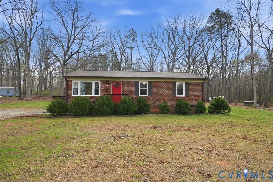 Property photo for 2174 Mountain View Road, Powhatan, VA