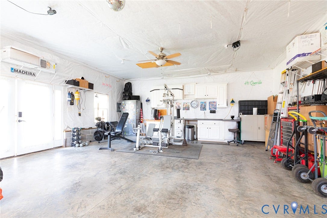 3898 Bent Arrow Drive, Powhatan, VA 23139 detached garage
