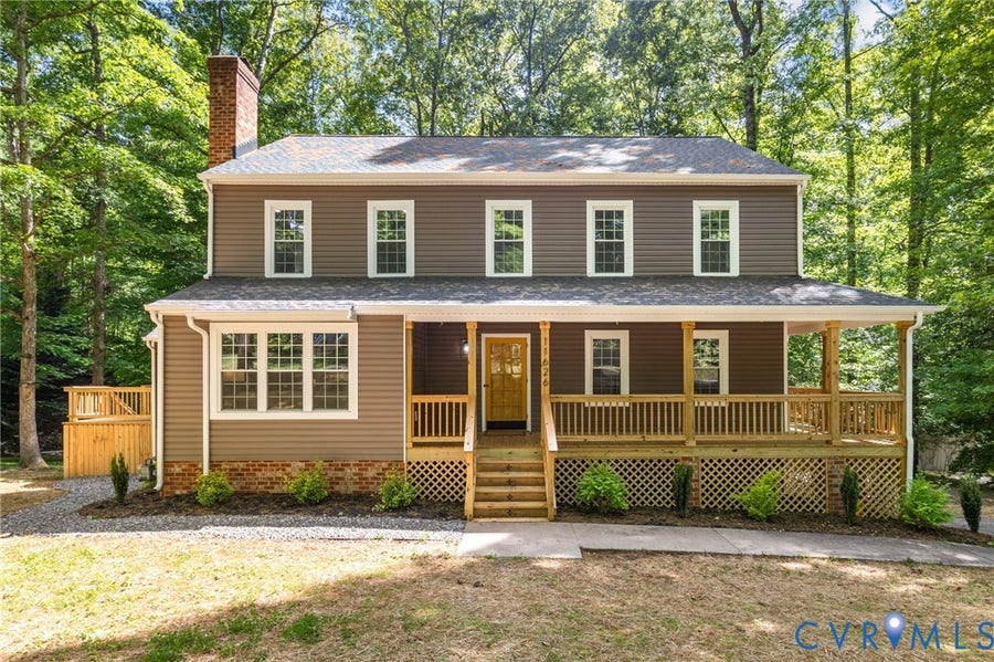Property photo for 11626 Wood Bluff Loop, North Chesterfield, VA