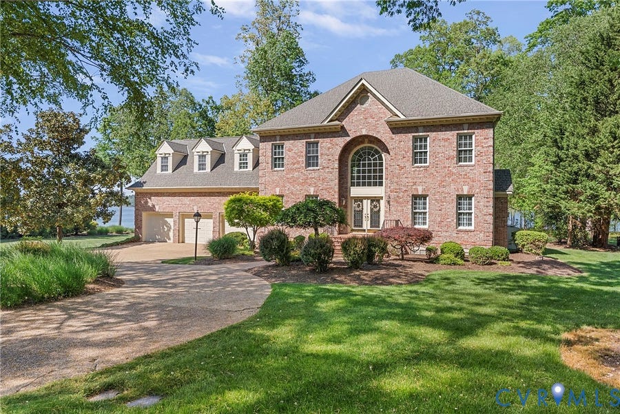 Property photo for 5213 Clipper Cove Road, Midlothian, VA