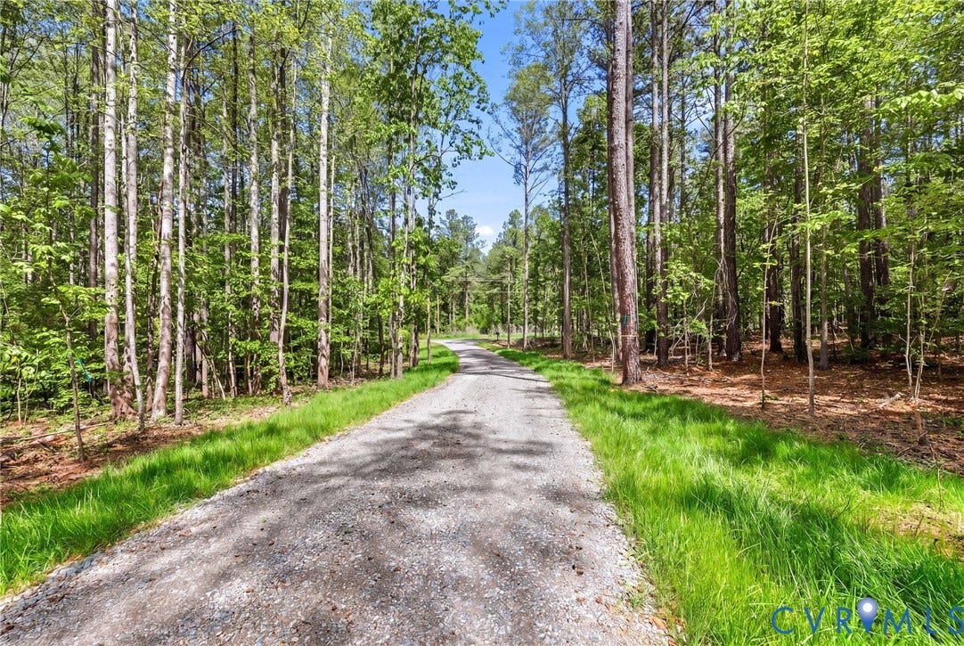 2460 Ballsville Road, Homestretch, Powhatan, VA 23139