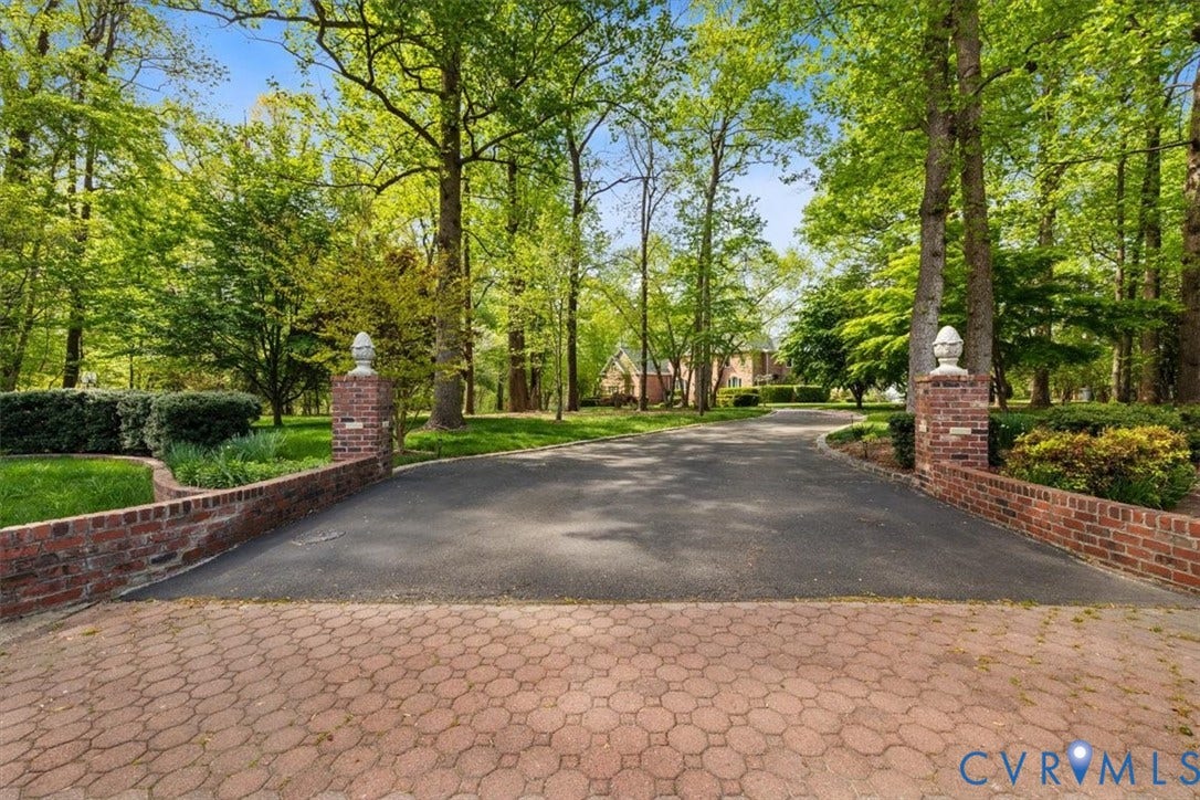 402 Rivers Bend Circle, Rivers Bend, Chester, VA 23836 402 Rivers Bend Circle, Rivers Bend, Chester, VA 23836
