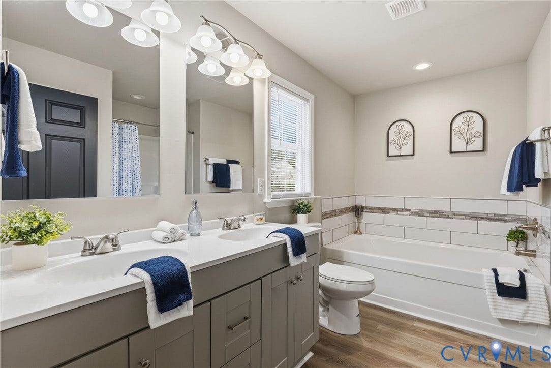 10541 Lunswood Road, Beside Buxton, Chesterfield, VA 23831 Primary Bathroom