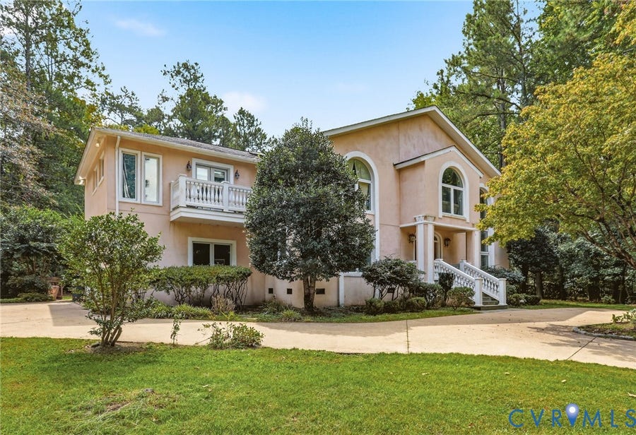 Property photo for 10 Welwyn Court, Henrico, VA