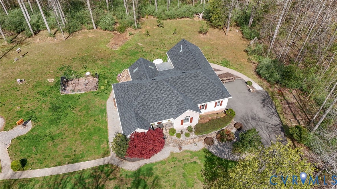 2060 Valley Springs Court, Powhatan, VA 23139 2060 Valley Springs Court, Powhatan, VA 23139