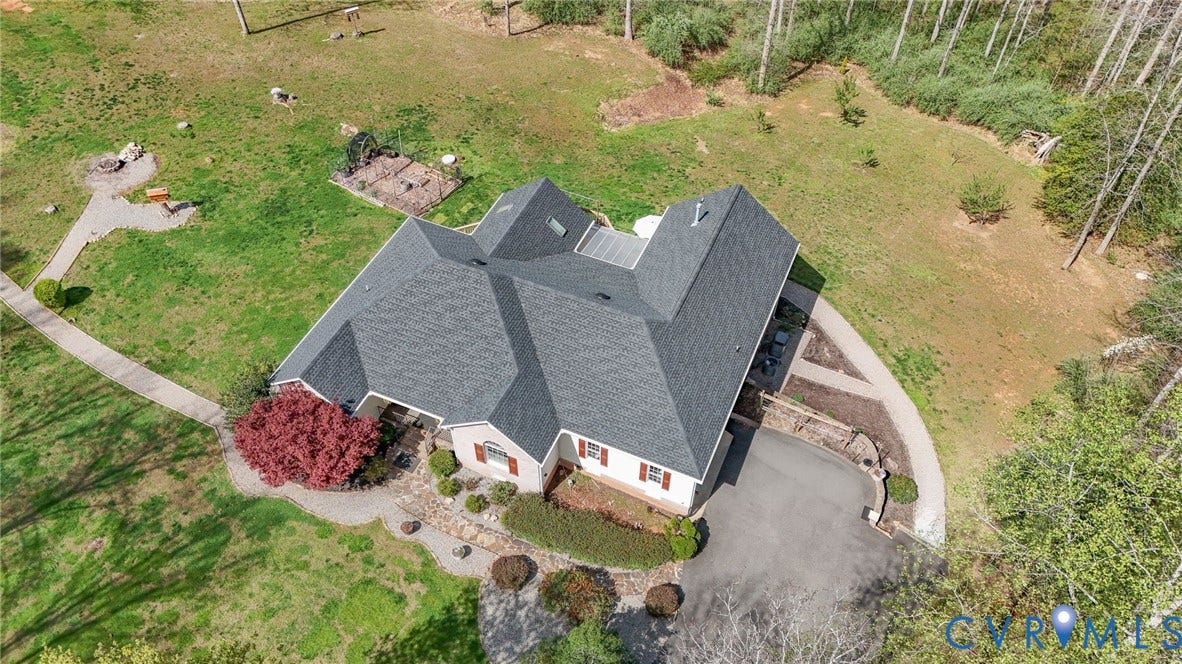 2060 Valley Springs Court, Powhatan, VA 23139 2060 Valley Springs Court, Powhatan, VA 23139