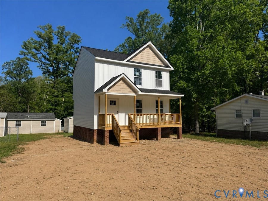 Property photo for 1580 New York Avenue, Hopewell, VA