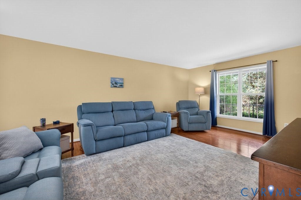 6332 Walnut Tree Drive, Powhatan, VA 23139 Living room