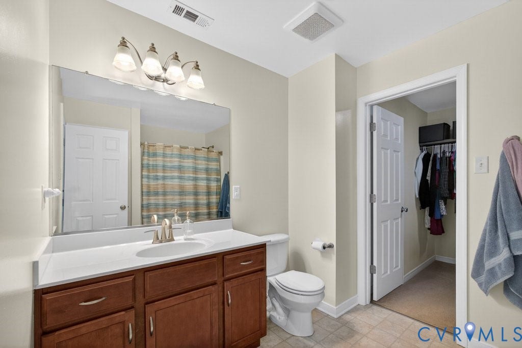 6332 Walnut Tree Drive, Powhatan, VA 23139 Primary bathroom