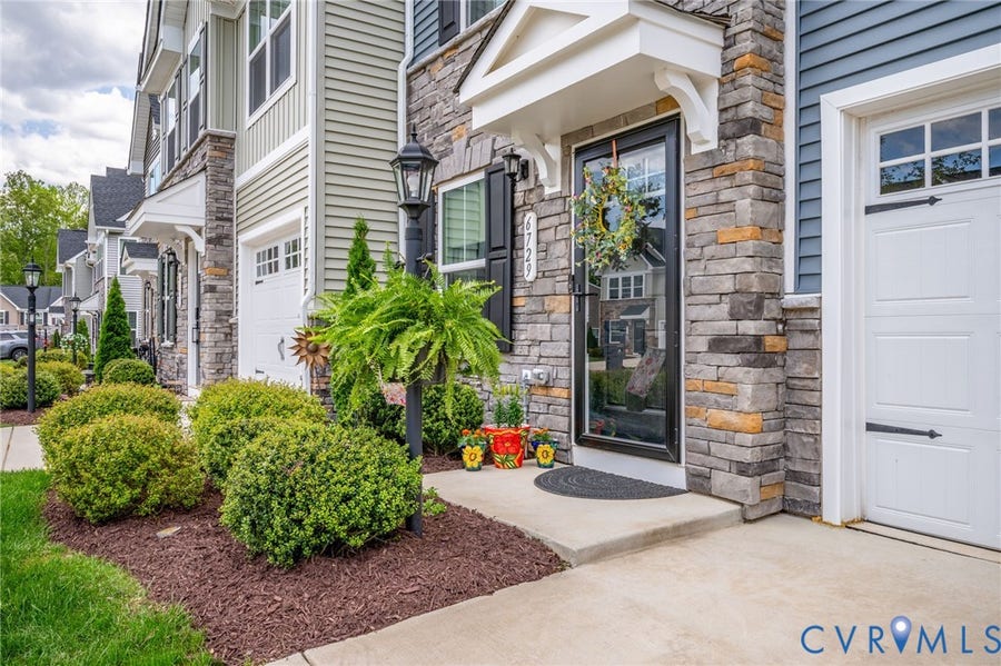 Property photo for 6729 Tupper Branch Lane, North Chesterfield, VA