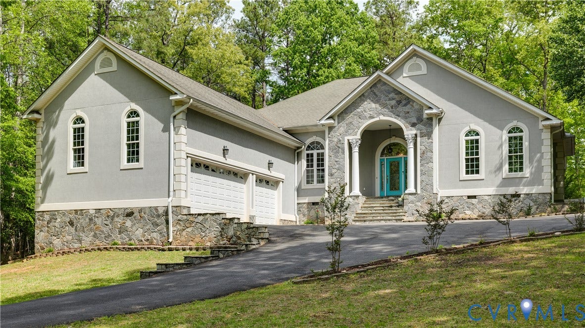 2022 Valley Springs Court, Powhatan, VA 23139 2022 Valley Springs Court, Powhatan, VA 23139