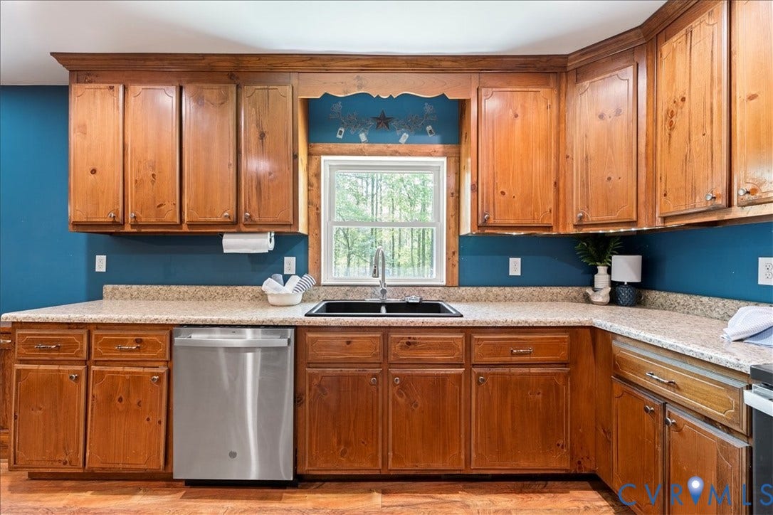 4295 Lockin Road, Powhatan, VA 23139 4295 Lockin Road, Powhatan, VA 23139