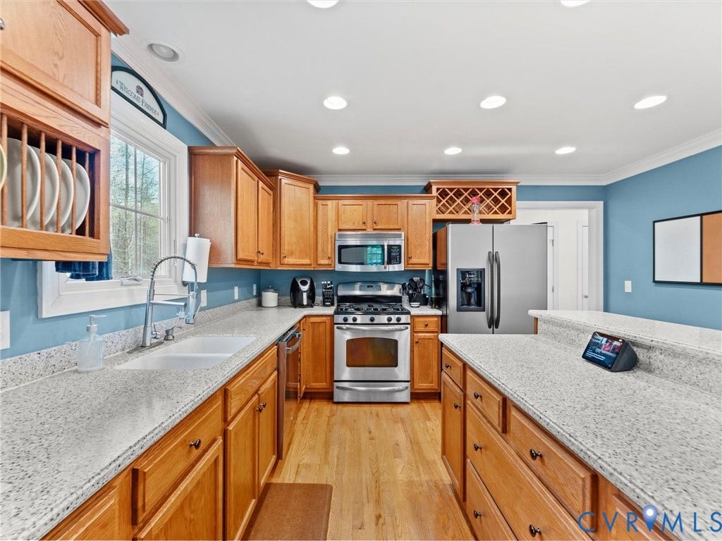 110 Oak Knoll Place, Bumpass, VA 23024 tons of cabinets, storage, and pantry