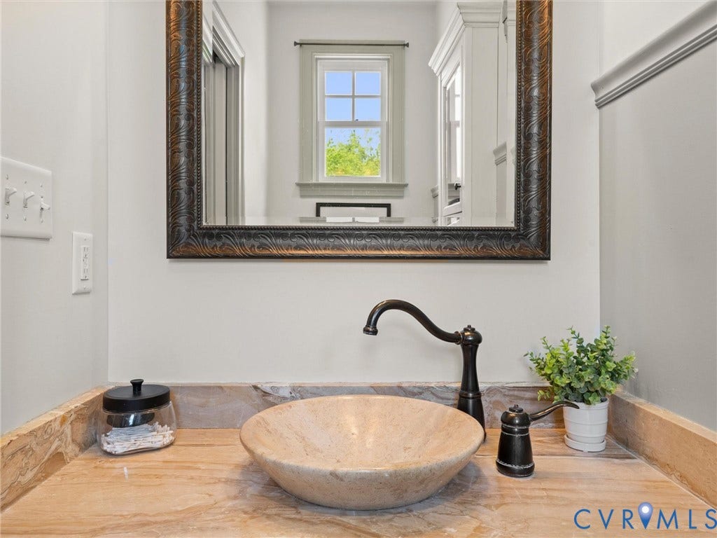 8151 Hidden Valley Court, Hidden Valley, Amelia, VA 23002 Primary bath