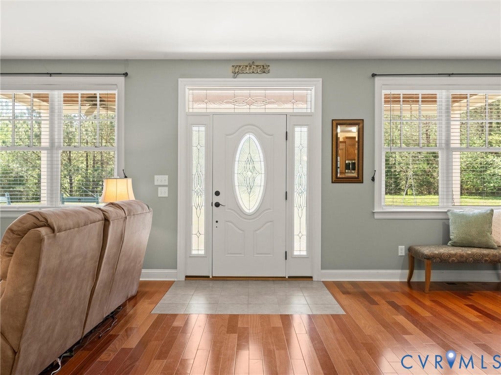 8151 Hidden Valley Court, Hidden Valley, Amelia, VA 23002 Back door entrance