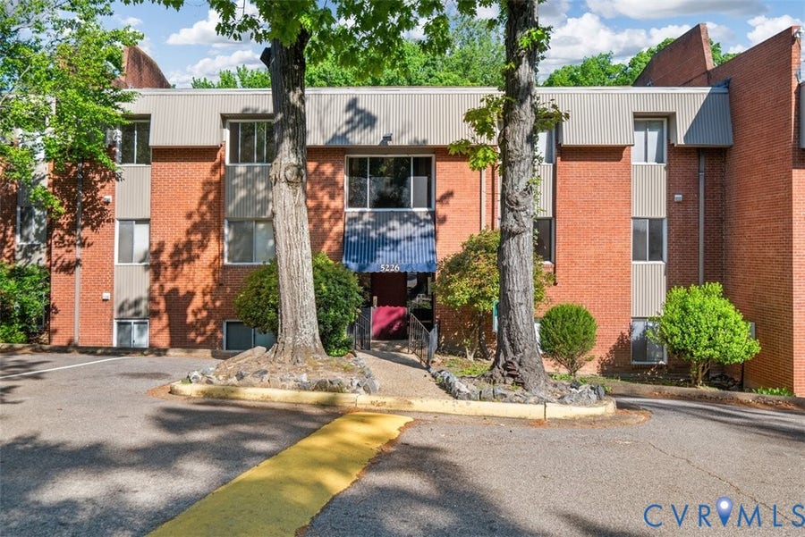 Property photo for 5226 Castlewood Road, #E, Chesterfield, VA
