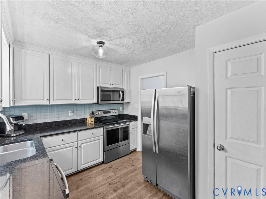 2708 Pineridge Lane, Powhatan, VA 23139 2708 Pineridge Lane, Powhatan, VA 23139