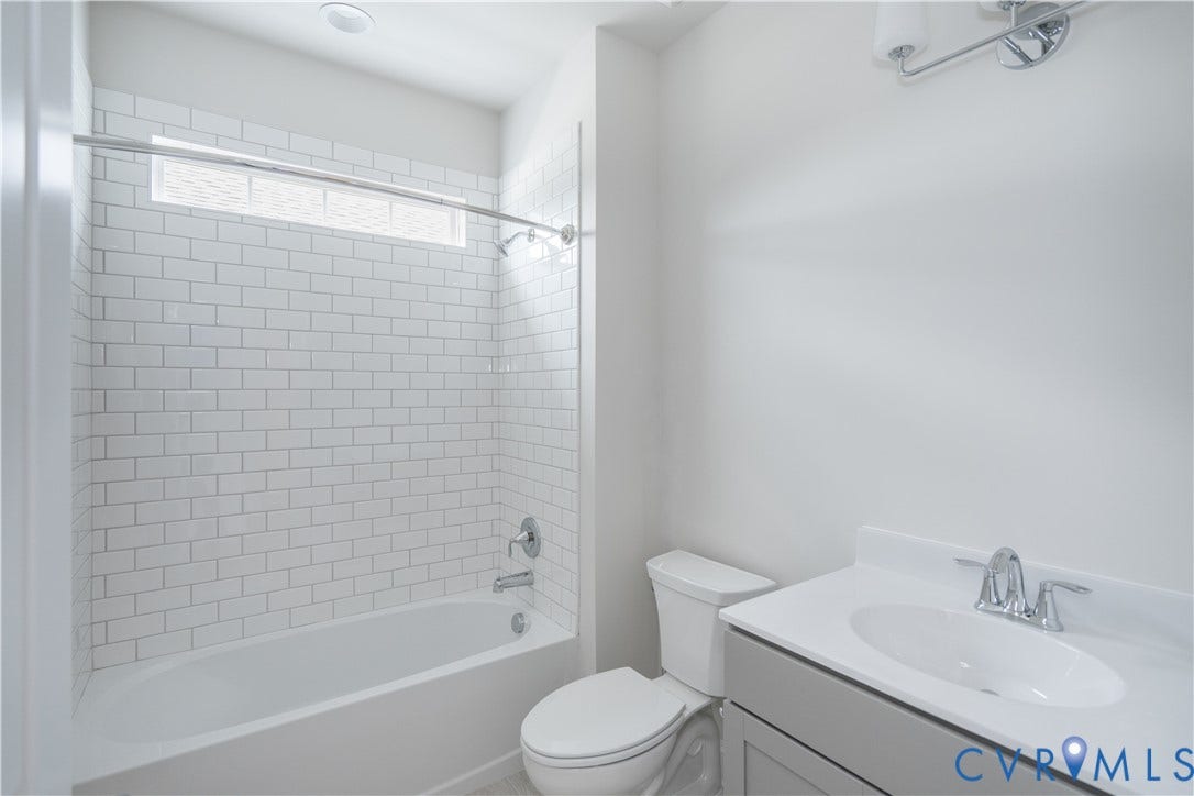 16831 Creek Parke Drive, Moseley, VA 23120