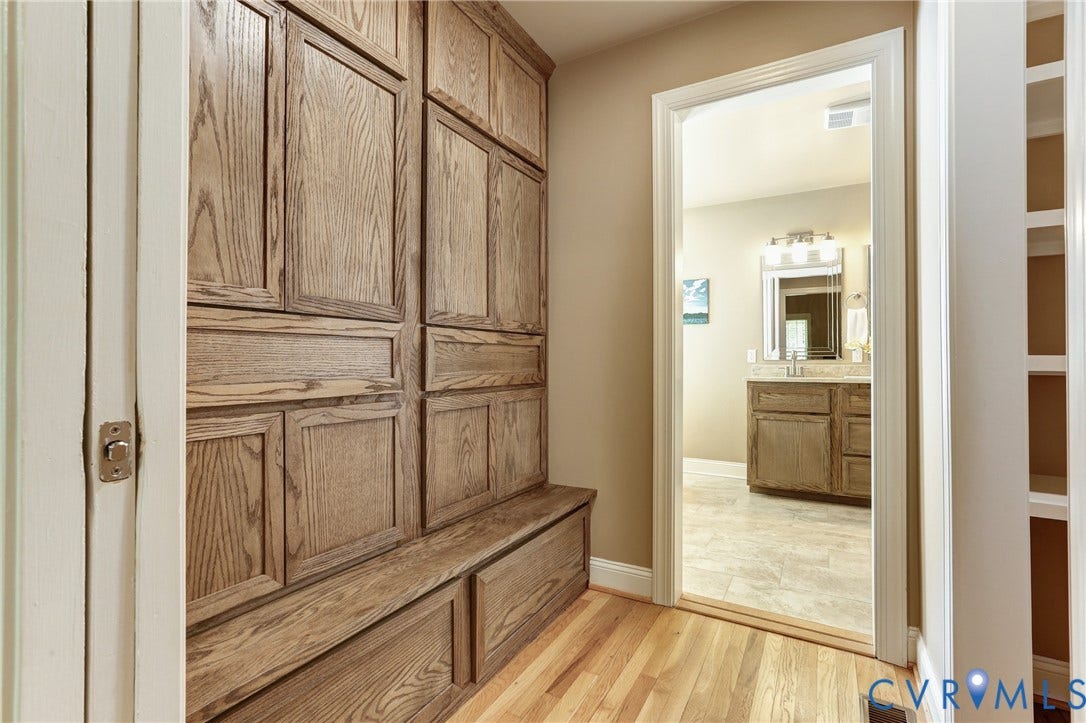 2025 Valley Springs Circle, Powhatan, VA 23139 Entry way leading to en suite bathroom and closet