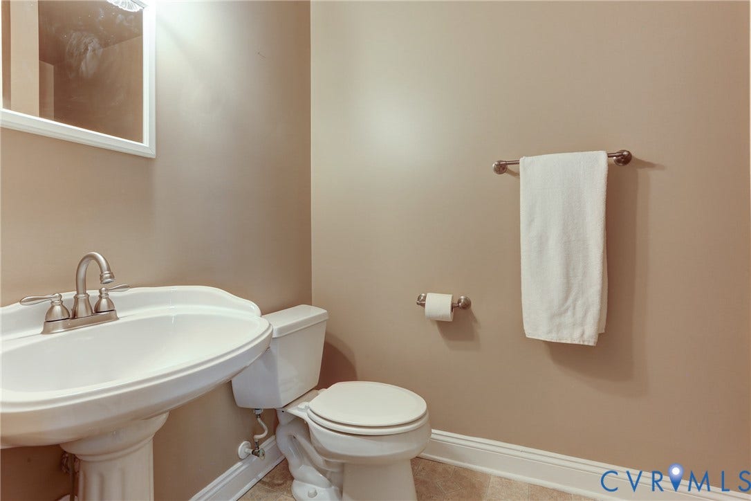 2025 Valley Springs Circle, Powhatan, VA 23139 Private Full Bath to the Above-Garage Bedroom