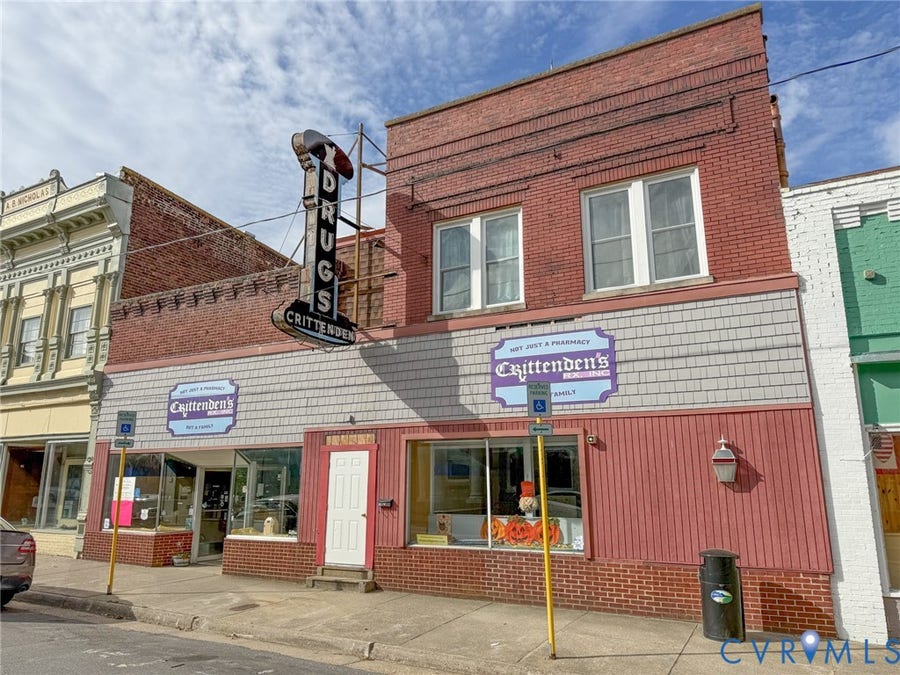 Property photo for 121 W Carolina Avenue, Crewe, VA