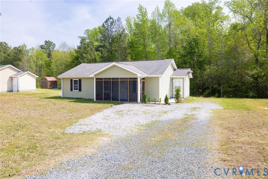 Property photo for 460 Horseshoe Road, Jarratt, VA