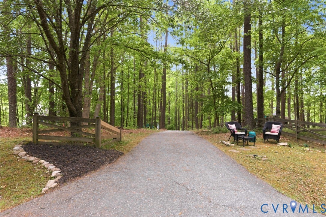 2548 Butterwood Drive, Powhatan, VA 23139 2548 Butterwood Drive, Powhatan, VA 23139