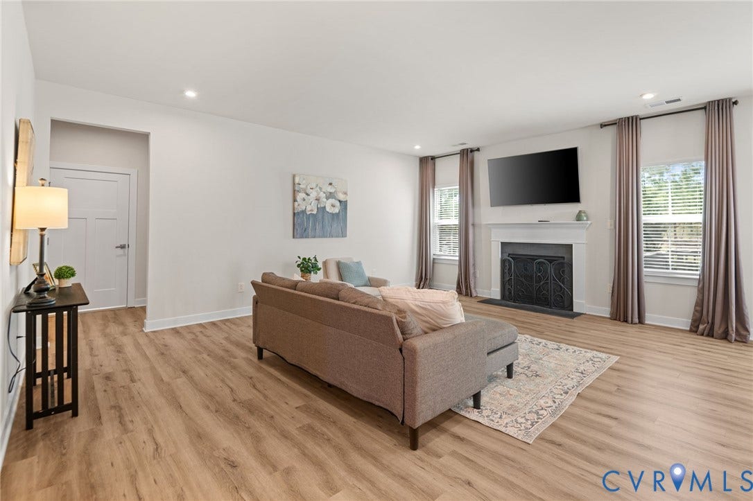 18155 Sagamore Drive, Moseley, VA 23120 18155 Sagamore Drive, Moseley, VA 23120