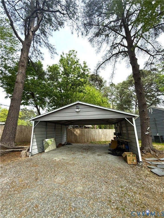 6108 Glenway Drive, Richmond, VA 23225 6108 Glenway Drive, Richmond, VA 23225