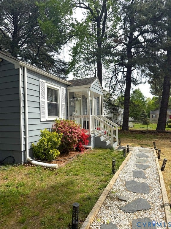 6108 Glenway Drive, Richmond, VA 23225 6108 Glenway Drive, Richmond, VA 23225