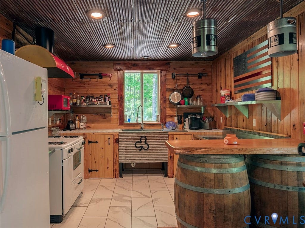 615 Riggs Road, Louisa, VA 23093 615 Riggs Road, Louisa, VA 23093