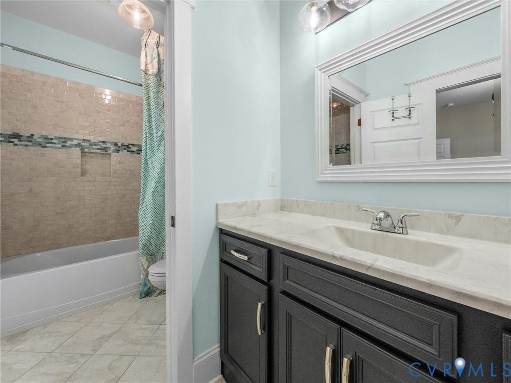 1719 Tulip Hill Drive, Midlothian, VA 23112 1719 Tulip Hill Drive, Midlothian, VA 23112