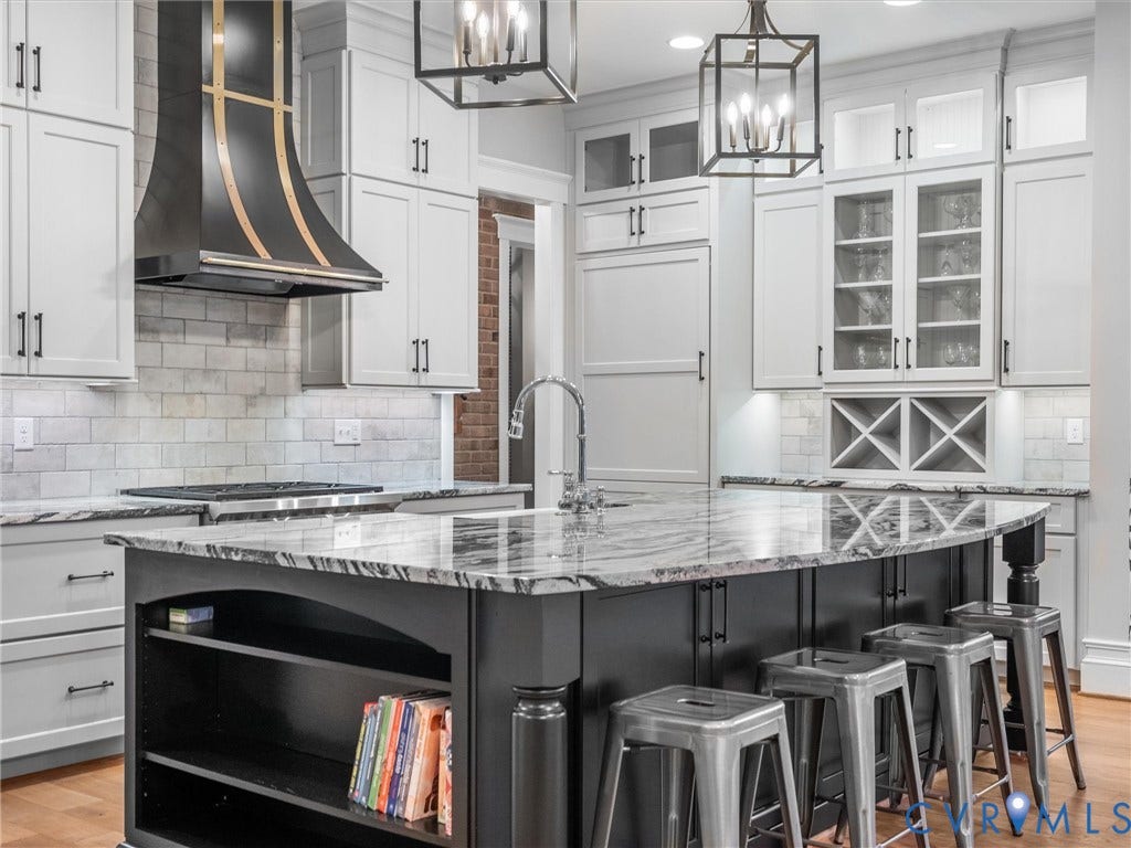 1719 Tulip Hill Drive, Midlothian, VA 23112 1719 Tulip Hill Drive, Midlothian, VA 23112