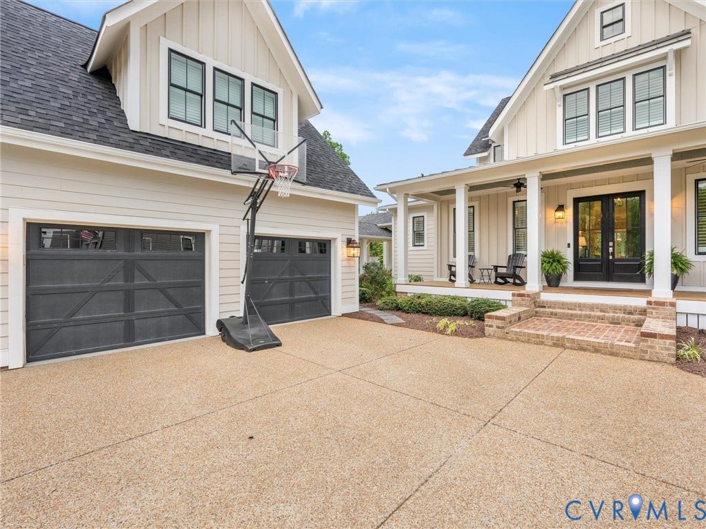 1719 Tulip Hill Drive, Midlothian, VA 23112 1719 Tulip Hill Drive, Midlothian, VA 23112