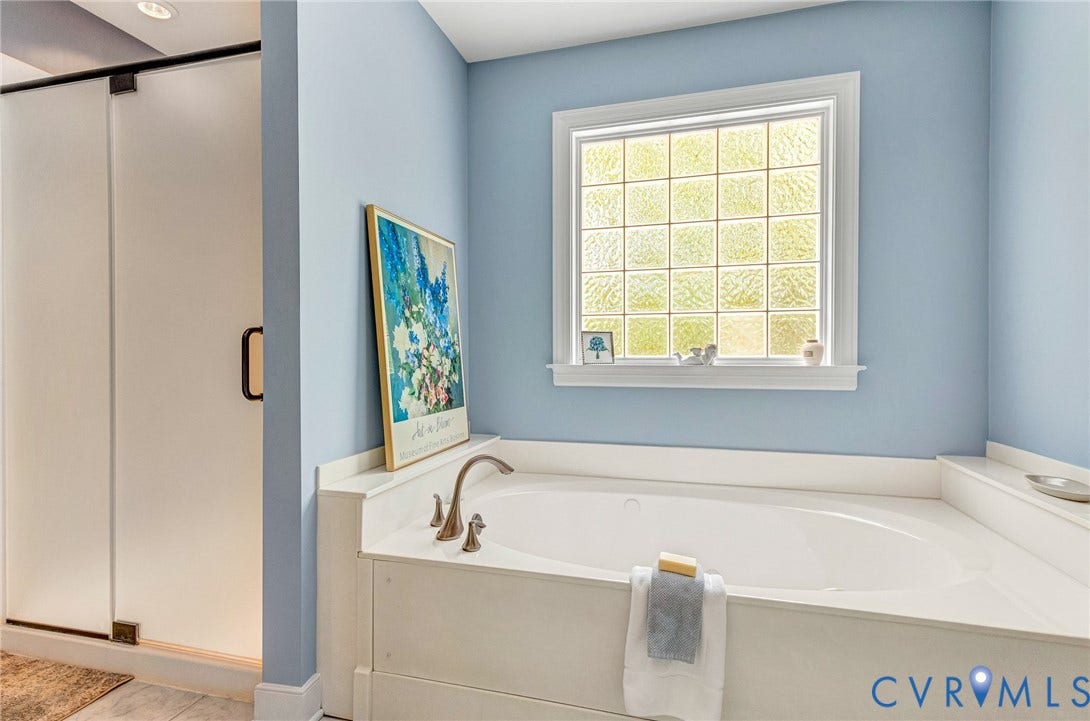 3131 Shadow Creek Drive, Powhatan, VA 23139 With spacious shower