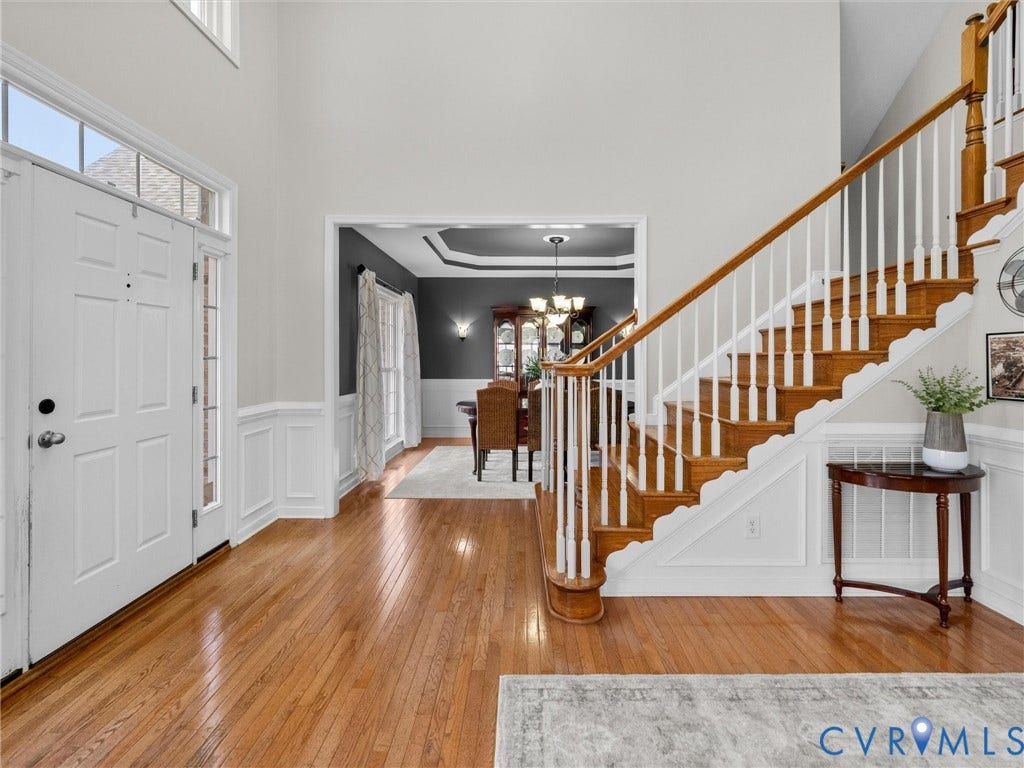 Foyer to dining room