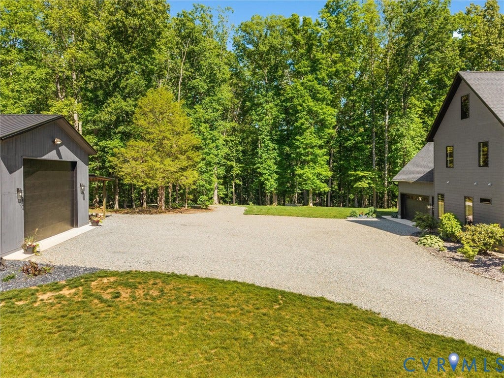 1530 Lewis Lane, Powhatan, VA 23139 1530 Lewis Lane, Powhatan, VA 23139