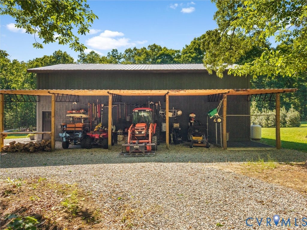 1530 Lewis Lane, Powhatan, VA 23139 Lean to