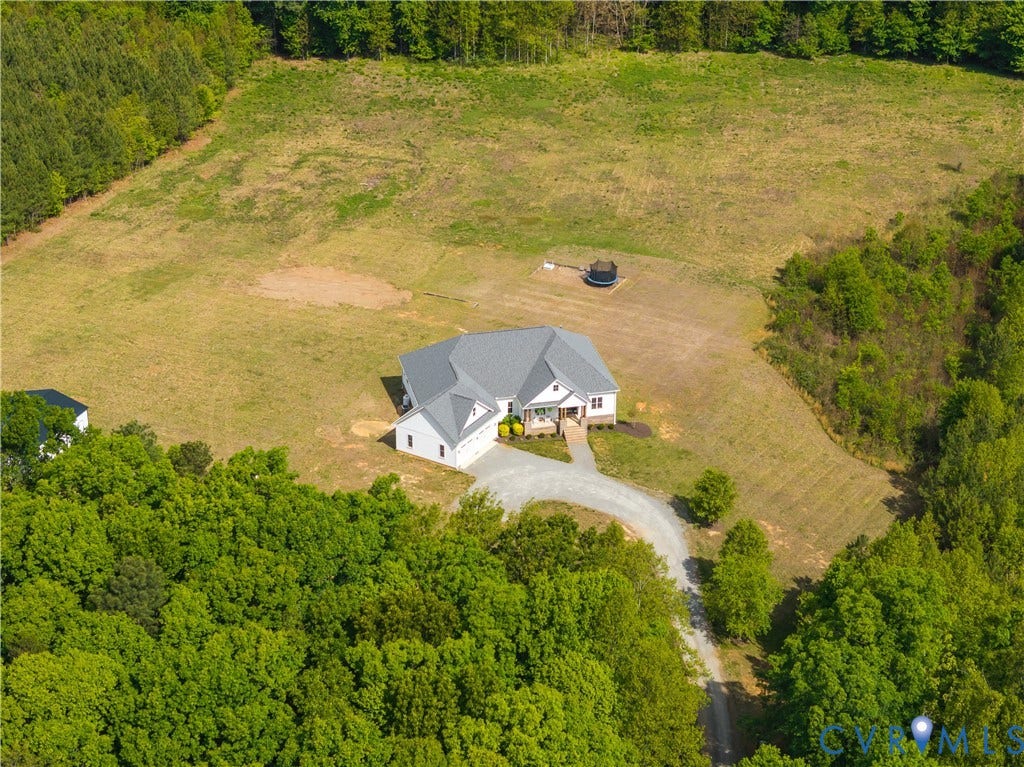1002 Seay Road, Manakin Sabot, VA 23103 1002 Seay Road, Manakin Sabot, VA 23103