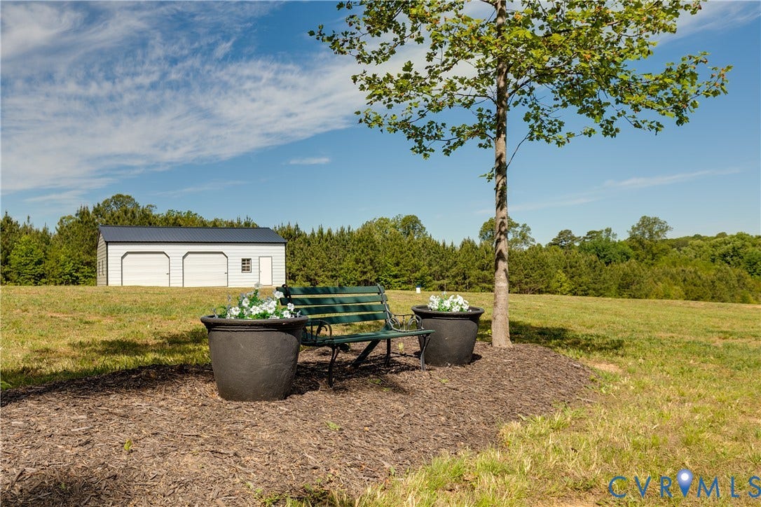 1002 Seay Road, Manakin Sabot, VA 23103 1002 Seay Road, Manakin Sabot, VA 23103