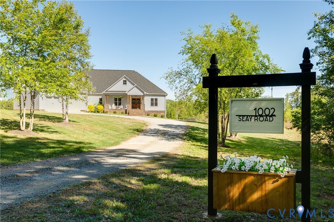 1002 Seay Road, Manakin Sabot, VA 23103 1002 Seay Road, Manakin Sabot, VA 23103